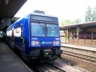 Exterior of a RER C